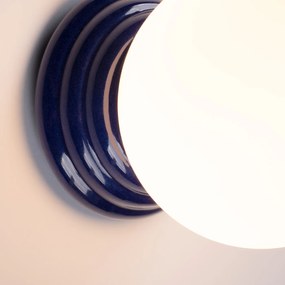 Nástenné svietidlo Zori, 1x biele sklenené tienidlo, bl