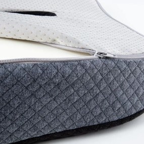 Ergonomický podsedák z pamäťovej peny na stoličku, čierno-biely