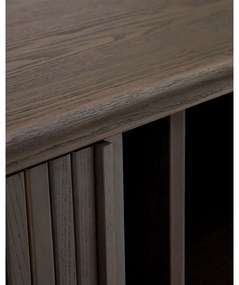 Tmavohnedá nízka komoda v dekore jaseňa s posuvnými dverami 180x75 cm Mailen – Kave Home