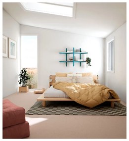 Dvojlôžková posteľ z borovicového dreva s roštom 160x200 cm Peek – Karup Design