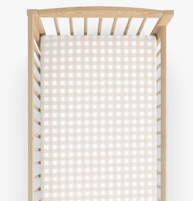 Goldea bavlnená napínacia plachta do detskej postieľky - latte kocky 60 x 120 cm