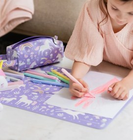 A Little Lovely Company – prestieranie – jednorožce a dúha