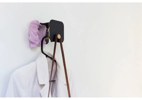 Čierny kovový nástenný vešiak s poličkou Hang in There – UMAGE