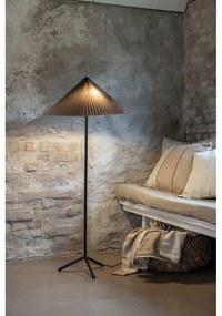 Čierno-sivá stojacia lampa s textilným tienidlom (výška 140 cm) Plisado – Markslöjd