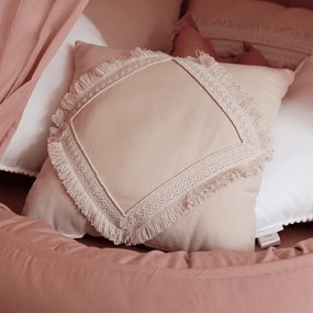 Boho štvorcový čipkový vankúš púdrovo ružová 40x40 cm