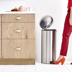 Brabantia Pedálový kôš NewIcon 30L Matná oceľ otiskuvzdorná