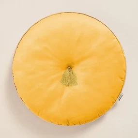 Okrúhly dekoračný vankúš ALLURE žltej farby s priemerom 45 cm