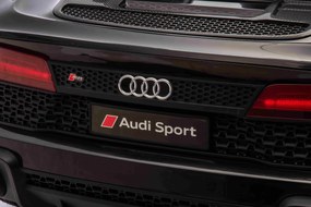 Ramiz Audi Spyder R8 LIFT vozidlo Čierna