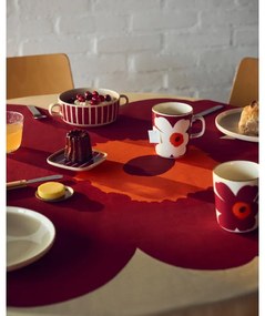 Obrus Unikko 140x140cm, vanilka-burgundy