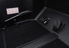 Ramiz Mercedes Benz Maybach G650 STRONG červený