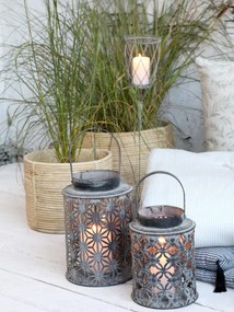 Sivá plechová antik lampáš s kvetmi Ornion - Ø14*18cm