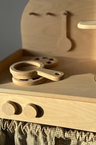 Drevená kuchynka pre deti