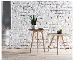 Odkladací stolík z dubového dreva s čiernou doskou Gazzda Arp, ⌀ 45 cm