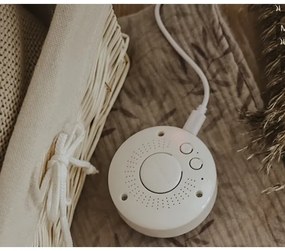 Moonie - Uspávačik s melódiou a svetlom zajačik silver