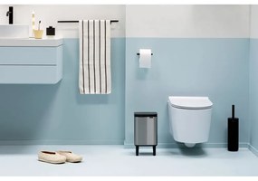 Oceľový odpadkový kôš v matne striebornej farbe 4 l Bo Hi – Brabantia