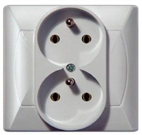 Dvojitá zásuvka GP-2AC Z/U Biela