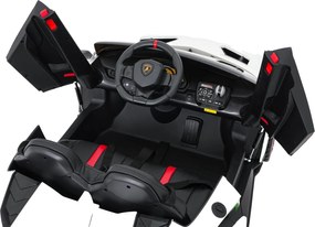 Ramiz Lamborghini Veneno Biele vozidlo