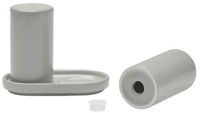 Soľnička a korenička so stojanom Pilar – Blomus