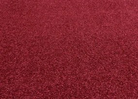 Koberce Breno Metrážny koberec COSY 12, šíře role 400 cm, červená
