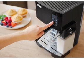 Sencor SES 4050SS-EUE3 poloautomatický espresso kávovar