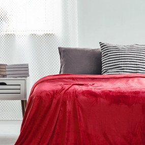 Červená deka z mikrovlákna DecoKing Mic, 160 × 210 cm
