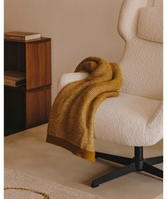 Béžové kreslo Zalina – Kave Home