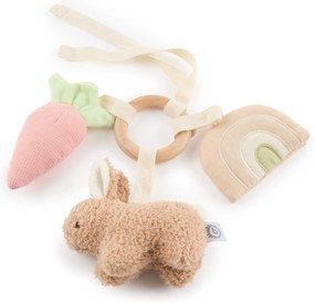 Bieco - Drevený krúžok s tromi odnímateľnými hračkami - králiček Fine