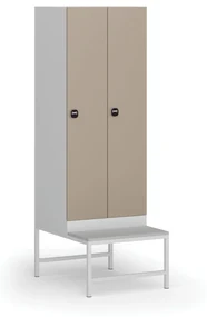 Šatníková skrinka s lavičkou, 2 oddiely, 1875 x 600 x 500/800 mm, zámok s čítačkou RFID kariet, béžové dvere