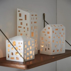 Biely keramický svietnik Kähler Design Urbania Lighthouse Funkis