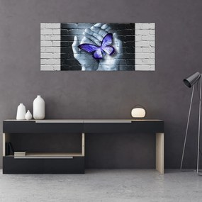 Obraz - Fialový motýľ na stene (120x50 cm)