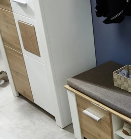 Predsieňová šatníková skriňa Materio, dub/biela