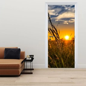 Fototapeta na dvere - Pole pri západe slnka (95x205cm)
