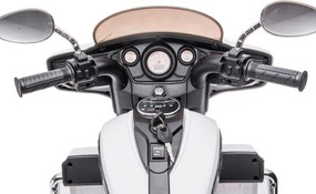 LEAN CARS Nabíjateľná trojkolesová motorka Goldwing White