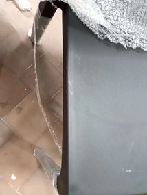 AKCIA Čierna plastová stolička PAGI II. akosť