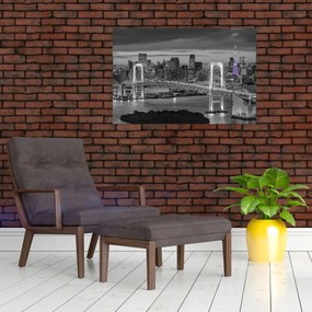 Obraz - Veľkomesto s fialovou vežou (90x60 cm)