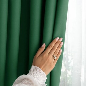 Tmavozelený dimout záves 140x250 cm Carli – Restilo