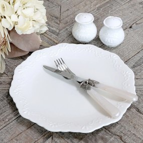 Chic Antique Porcelánový jedálenský tanier s čipkou Provence lace 27cm