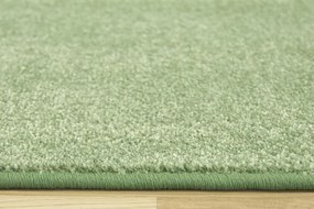Metrážny koberec Carousel 40 NSF zelený
