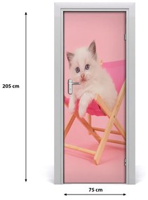Samolepiace fototapety na dvere Mačka na lehátku 75x205 cm