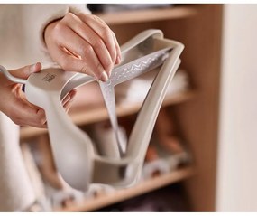 Plastové vešiaky v súprave 2 ks Orderly – Joseph Joseph