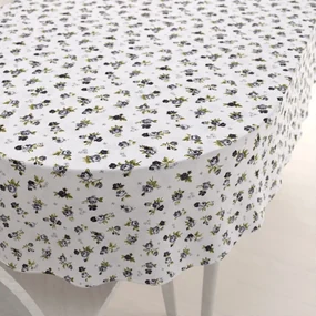 Biante Bavlnený oválny obrus Sandra SA-345 Sivé ružičky na bielom 130x220 cm
