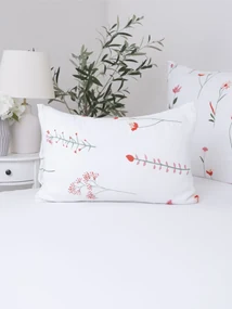 Mušelínová obliečka na vankúš 40 × 60 cm – Vlčie maky biele