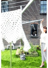 Vonkajší sušiak na bielizeň v striebornej farbe 50 m Topspinner – Brabantia