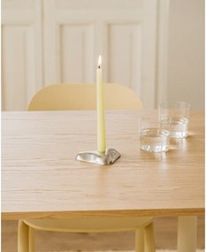 Kovový svietnik Mis – noo.ma