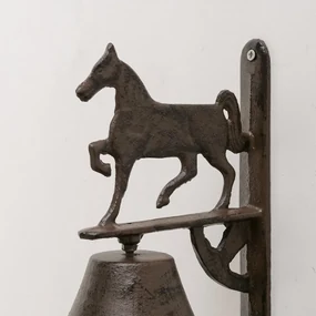 Záhradný zvonček Cabalo, 22x16 cm, liatina, hnedá