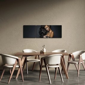 Obraz - Portrét zvodnej ženy (s hodinami) (90x30 cm)