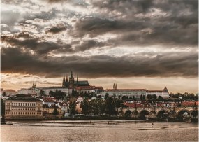 Sklenený obraz - zamračená Praha (70x50 cm)
