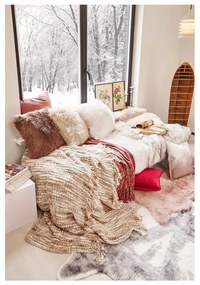 Biely vankúš Tiseco Home Studio Sheepskin, 45 × 45 cm