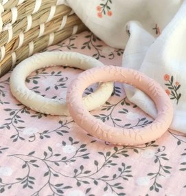 Silikónové hryzátko / jahodový krém