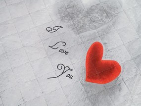 Prehoz na posteľ HEARTIZIA DIAMOND svetlosivý Rozmer: 220 x 240 cm